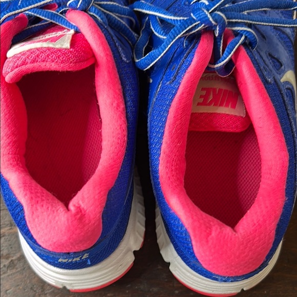 Nike Blue and Pink Athletic Shoes with Mesh Uppers - Picture 9 of 11
